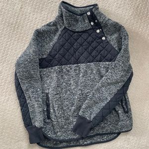 Abercrombie & Fitch pull-over